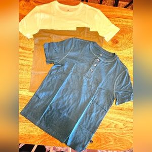 GAP kids 14-16 XL  bundle of 2 shirts